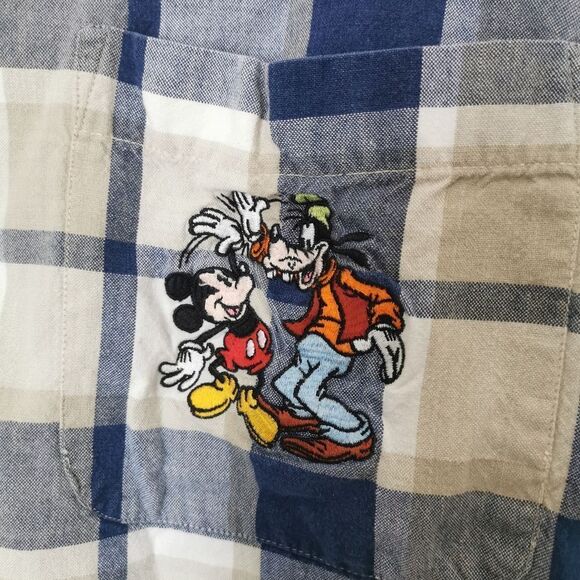 Men's Disney button down shirt size XXL - Picture 3 of 6